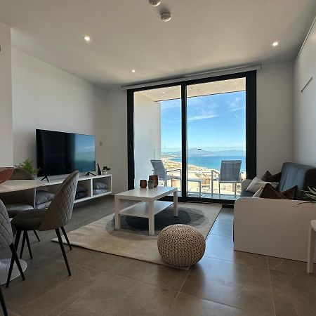 E1 Presidential Studios On High Floor With Stunning Sea Views Gibraltar Extérieur photo