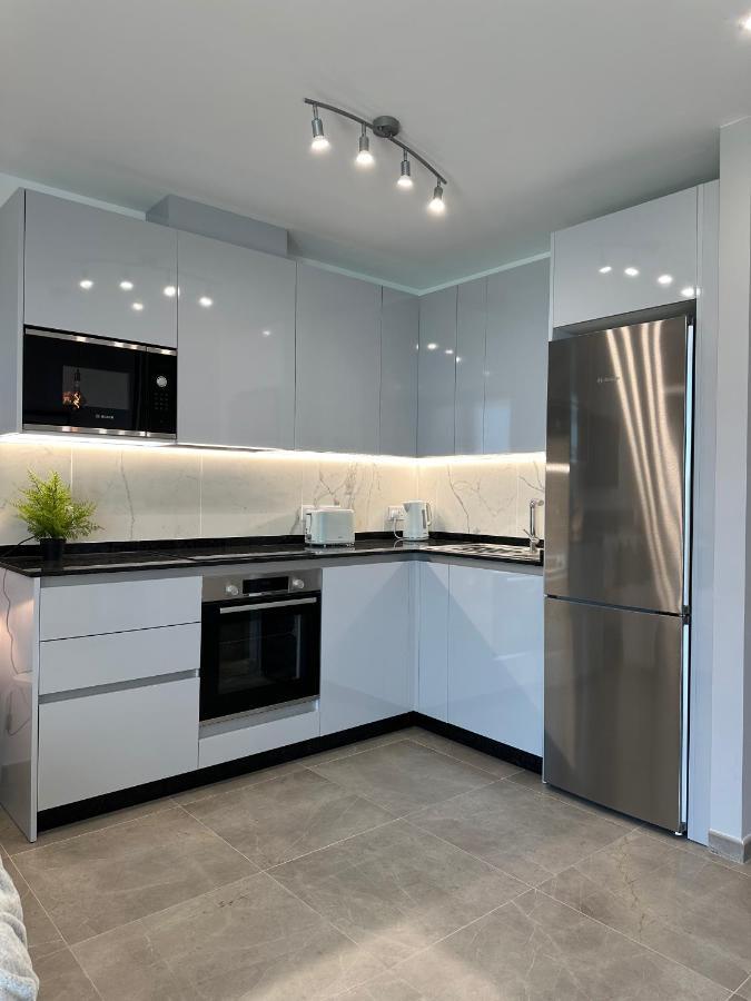 E1 Presidential Studios On High Floor With Stunning Sea Views Gibraltar Extérieur photo