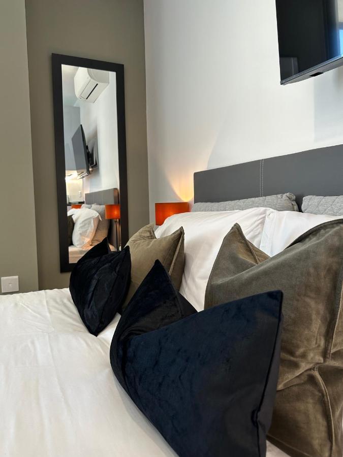 E1 Presidential Studios On High Floor With Stunning Sea Views Gibraltar Extérieur photo