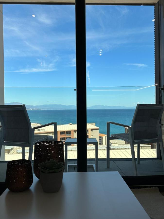 E1 Presidential Studios On High Floor With Stunning Sea Views Gibraltar Extérieur photo