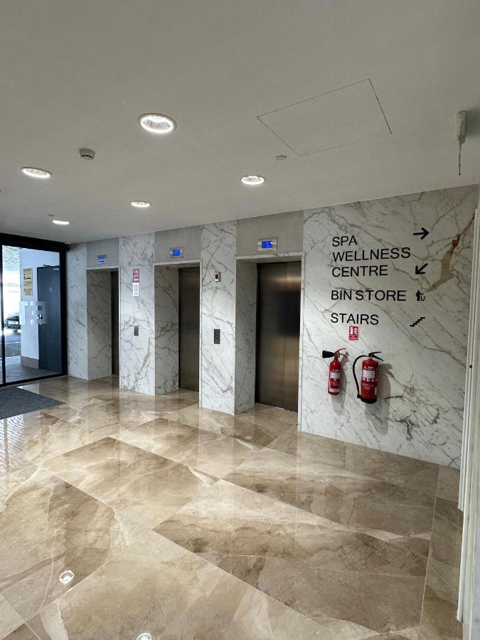 E1 Presidential Studios On High Floor With Stunning Sea Views Gibraltar Extérieur photo