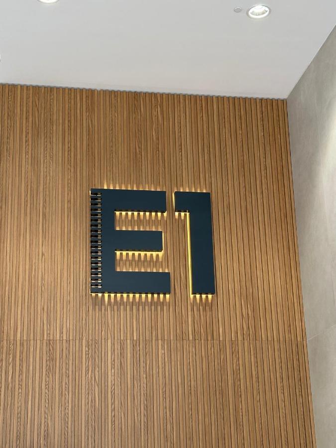 E1 Presidential Studios On High Floor With Stunning Sea Views Gibraltar Extérieur photo