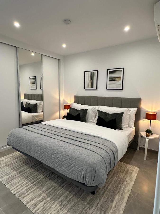E1 Presidential Studios On High Floor With Stunning Sea Views Gibraltar Extérieur photo