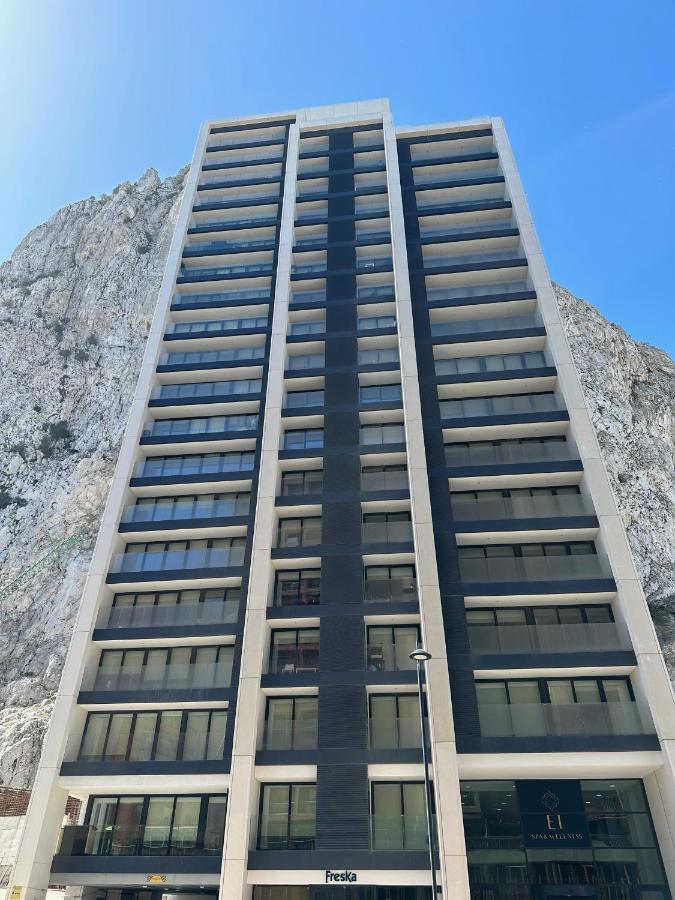 E1 Presidential Studios On High Floor With Stunning Sea Views Gibraltar Extérieur photo